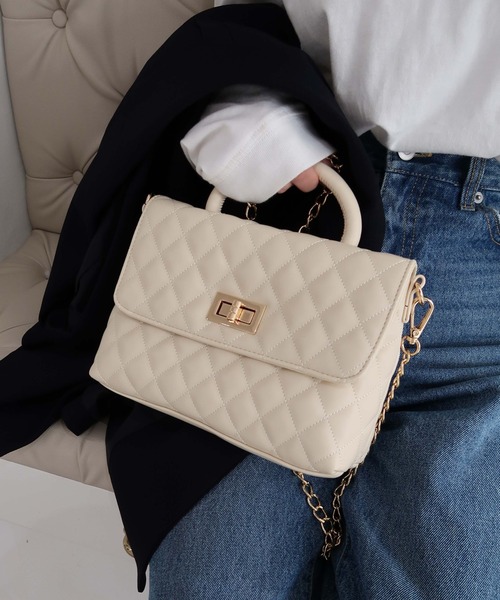 WEGO(ウィゴー)の「WEGO/キルティングハンドルミニチェーンショルダー(ショルダーバッグ・レディース・オフホワイト/ブラック・FREE)」の4枚目の写真