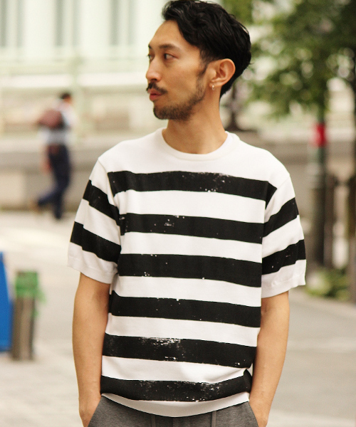 EDIFICE（エディフィス）の「◇PRINTボーダー ショートスリーブ ニット（ニット/セーター・メンズ・ブルー系その他/グリーン/レッド/ブラック・48/46/44）」の2枚目の写真