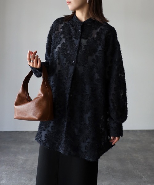 Riberry（リベリー）の「ジャガードフリンジシアーシャツ（シャツ/ブラウス・レディース・アイボリー/ブラック/ネイビー・FREE）」の5枚目の写真