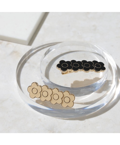 MARY QUANT（マリークワント）の「4デイジーエポ ワニクリップ（バレッタ/ヘアクリップ・レディース・ブラック/ベージュ・FREE）」の9枚目の写真