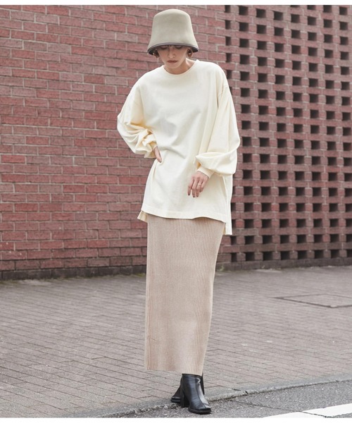 Settimissimo（セッティミッシモ）の「バックタックボリュームスリーブロングTシャツ（Tシャツ/カットソー・レディース・アイボリー/スミクロ/ブラウン・FREE）」の21枚目の写真