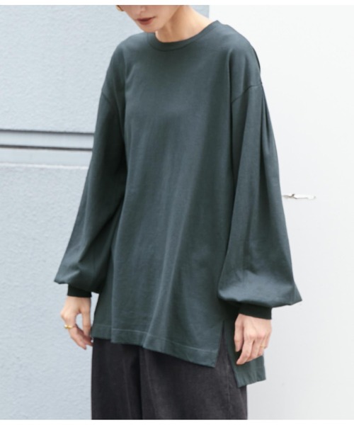 Settimissimo（セッティミッシモ）の「バックタックボリュームスリーブロングTシャツ（Tシャツ/カットソー・レディース・アイボリー/スミクロ/ブラウン・FREE）」の6枚目の写真