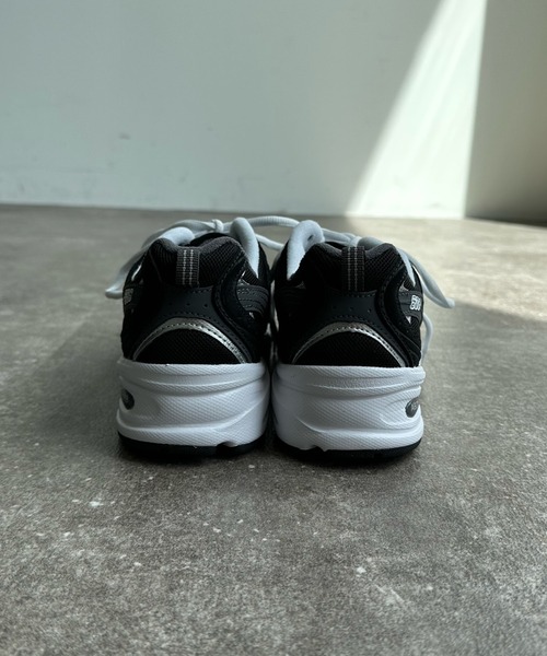 DouDou（ドゥドゥ）の「【New Balance/ニューバランス】MR530CC（スニーカー・レディース・ブラック・24cm/24.5cm/23.5cm）」の6枚目の写真