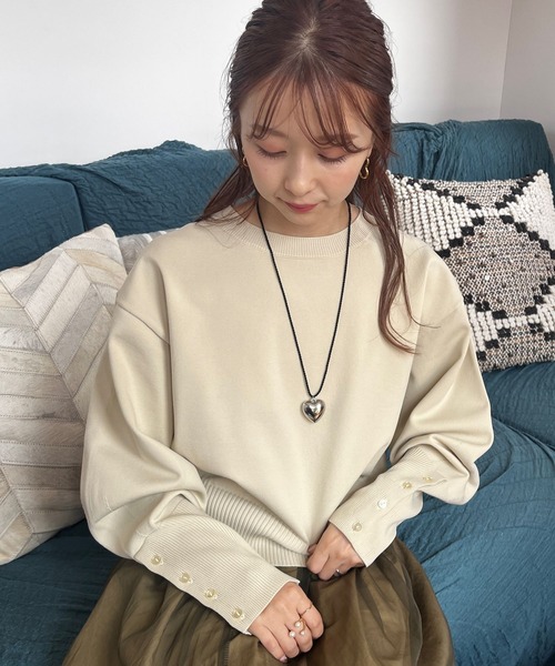 LOWRYS FARM（ローリーズファーム）の「スポンディッシュボタンロングスリーブ　968891（ニット/セーター・レディース・ベージュ/ブラック/その他/アイボリー・FREE）」の7枚目の写真