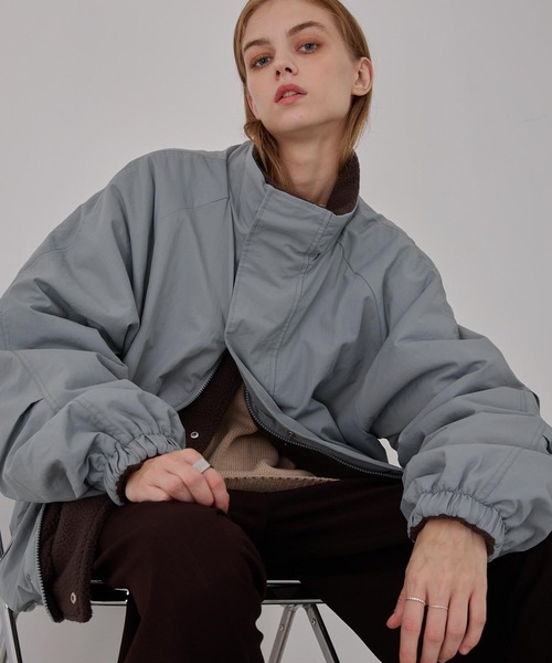 EMMA CLOTHES(エマクローズ)の「リバーシブル ナイロン×フリース オーバートラックブルゾン(ブルゾン・メンズ・ブラック/アイボリー系/グレー系/ブルー系/グレー/チャコール/グレイッシュベージュ/グレイッシュブルー・L/M)」の9枚目の写真