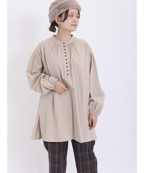 Samansa Mos2（サマンサ モスモス）の「ボタン並びギャザーチュニック（チュニック・レディース・グリーン/ブラック/イエロー/ベージュ・F）」の3枚目の写真