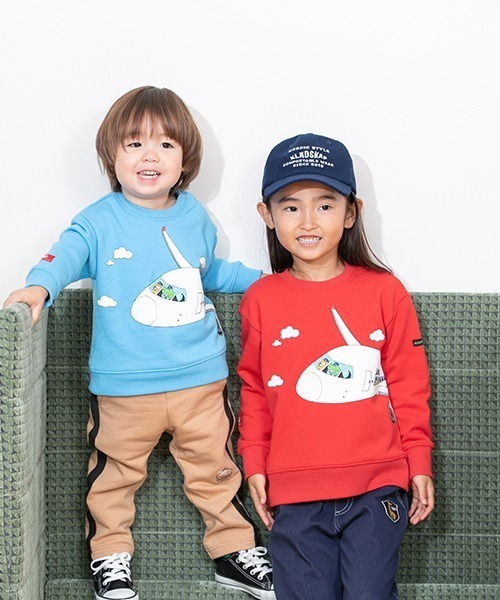 kladskap(クレードスコープ)の「【JAL】プリントトレーナー(スウェット・キッズ・ライトブルー/レッド・120cm/90cm/100cm/130cm/110cm)」の4枚目の写真