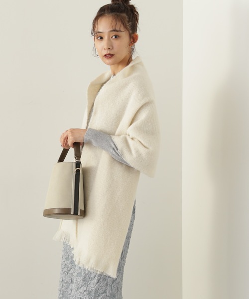 N.（N. Natural Beauty Basic）（エヌエヌナチュラルビューティーベーシック）の「◆ブークレーシャギー無地ストール（ストール/ショール・レディース・ライトグリーン/オフホワイト/サーモンピンク・ﾌﾘ-）」の4枚目の写真