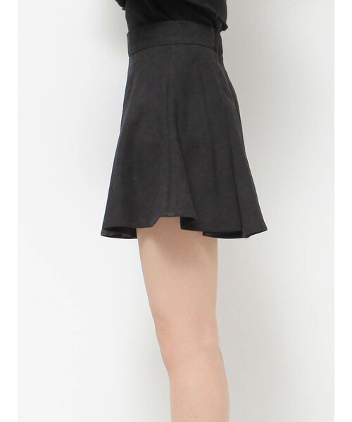 GYDA（ジェイダ）の「Fine コーデュロイ フレアスカートライク ショートパンツ（スカート・レディース・ブラック/ベージュ・FREE）」の10枚目の写真