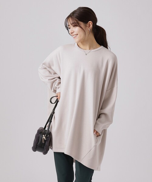 SHOO・LA・RUE（シューラルー）の「◆【体型カバー】裏地あったか ルーズチュニック【SHOO WARM】（チュニック・レディース・ブルーグリーン/ブラウン系/ブラック/グレー・00）」の5枚目の写真