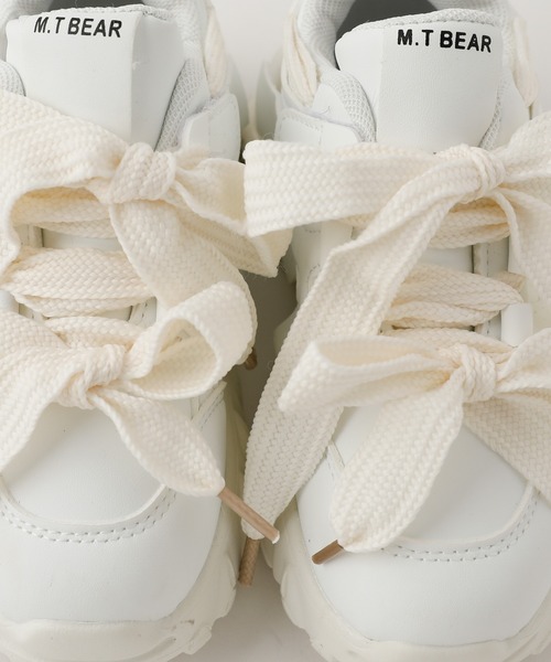 URBAN CHERRY（アーバンチェリー）の「ダブルレースデザインボリュームソールダッドシューズ（スニーカー・キッズ・ベージュ/ホワイト・20.0cm/19.0cm/18.0cm/21.0cm/17.0cm）」の11枚目の写真