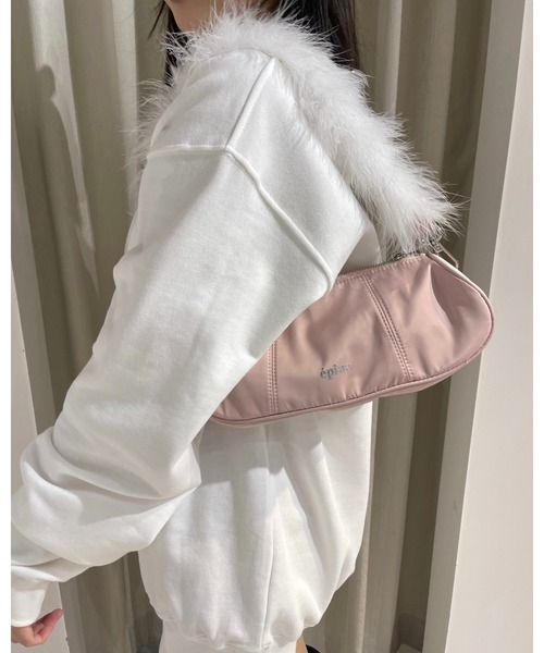 epine（エピヌ）の「epine feather shoulder satin bag（ハンドバッグ