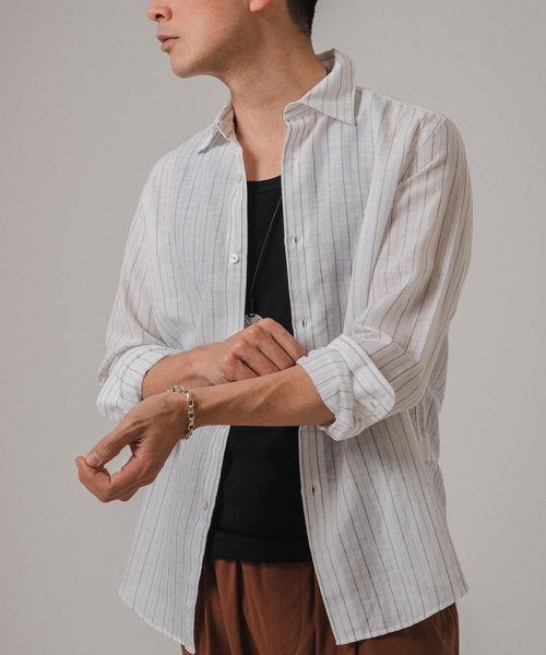EDIFICE（エディフィス）の「コットン/リネン ストライプ セミレギュラーカラーシャツ（シャツ/ブラウス・メンズ・ホワイト/ブルー系その他・SMALL/MEDIUM/LARGE/X-LARGE）」の2枚目の写真