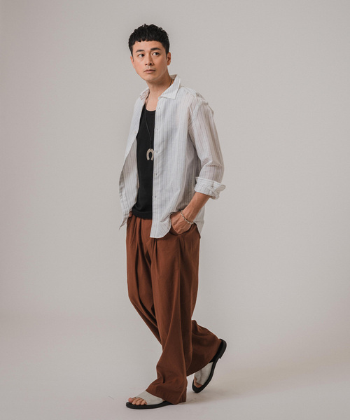 EDIFICE（エディフィス）の「コットン/リネン ストライプ セミレギュラーカラーシャツ（シャツ/ブラウス・メンズ・ホワイト/ブルー系その他・SMALL/MEDIUM/LARGE/X-LARGE）」の5枚目の写真