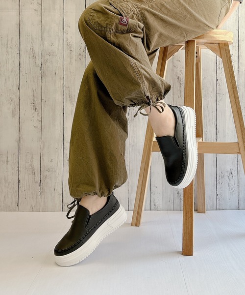 Noubel Voug Relax（ヌーベルヴォーグリラックス）の「ステッチデザイン　ボリュームソール　スリッポンスニーカー（スリッポン・レディース・ホワイト/ブラック/シルバー・S/M/L/LL/3L）」の22枚目の写真