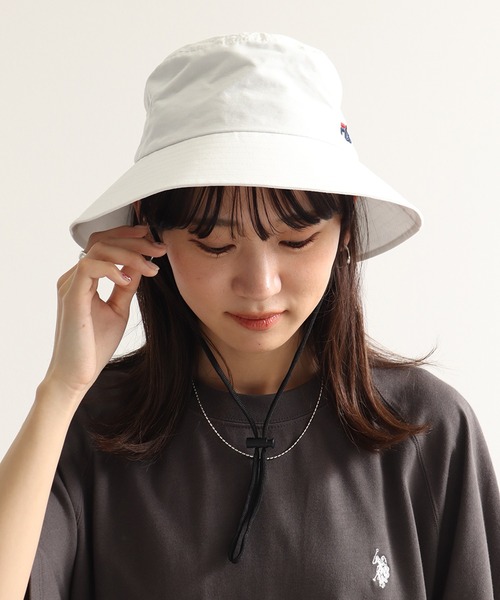 FILA(フィラ)の「【FILA/フィラ】FLW NECK GUARD HAT/ワンポイント刺繍ロゴ ネックガード付 バケットハット(ハット・メンズ・ベージュ/グレー/ライトブルー/ホワイト/ブラック・FREE)」の7枚目の写真