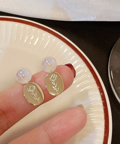 Miniministore(ミニミニストア)の「マーメイドパールピアス 韓国ハートピアス(ピアス(両耳用)・レディース・E/D/C/A/B・FREE)」の2枚目の写真