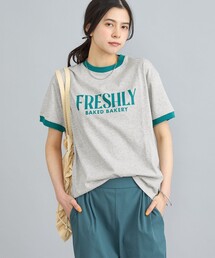 ロゴプリントリンガーTシャツ