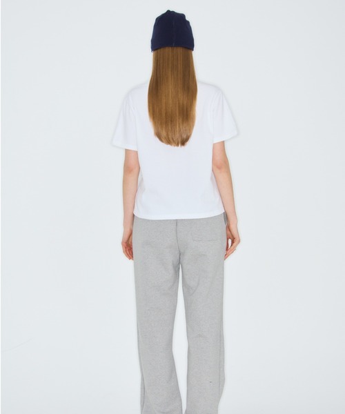 LUVISTRUE(ラヴイズトゥルー)の「BASIC LOGO TEE(Tシャツ/カットソー・レディース・ブラック/ホワイト・FREE)」の10枚目の写真