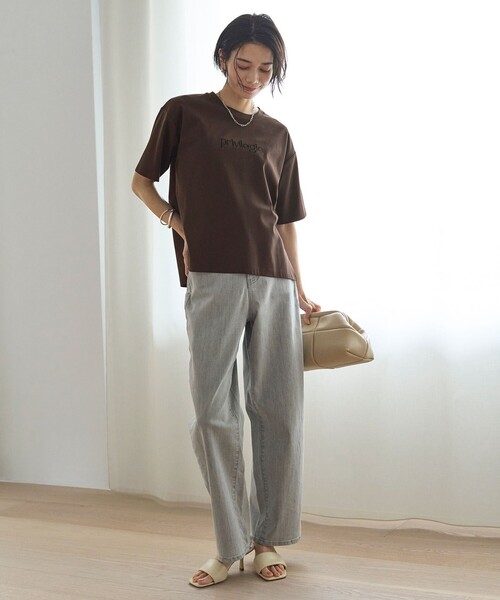 UNFILO（アンフィーロ）の「BEAUTY FORM ロゴ刺繍 半袖Tシャツ（Tシャツ/カットソー・レディース・ダークブラウン系1/ベージュ系1/ホワイト系1/グレー系1/ブラック系1/ホワイト系2・XX-LARGE/X-LARGE）」の13枚目の写真