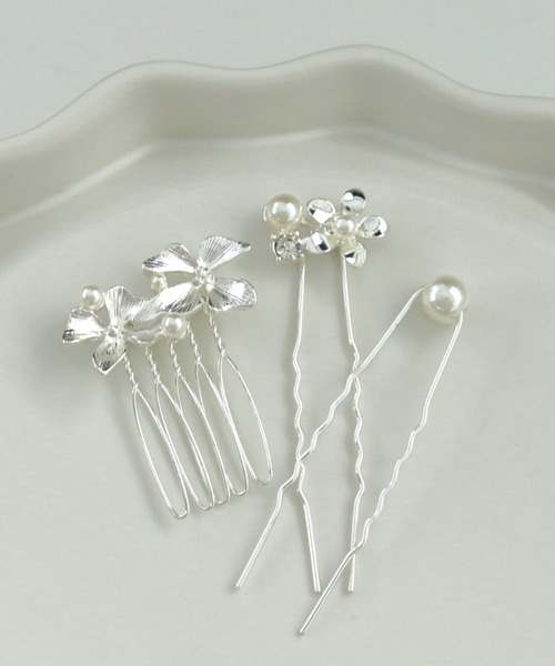 Three Four Time（ｽﾘｰﾌｫｰﾀｲﾑ）の「フラワー×パールＵピン&コーム【結婚式/パーティ/フォーマル/デイリー】（ヘアピン・レディース・ゴールド/シルバー・FREE）」の3枚目の写真