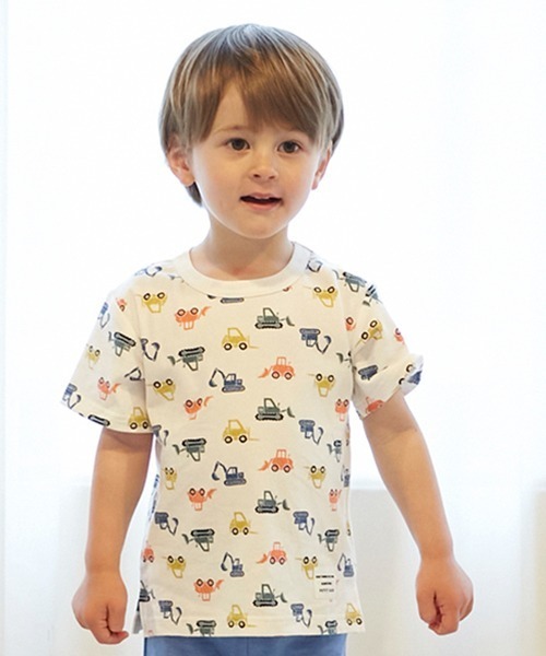 petit main（プティマイン）の「【プティプラ】BOYS半袖Tシャツ（Tシャツ/カットソー・キッズ・ライトカーキ/オレンジ/エメラルド/ネイビー/ライトグレー/ライトブルー/ブラック/ホワイト/マルチ/キナリ・90cm/120cm/110cm/100cm/130cm/80ｃｍ）」の10枚目の写真