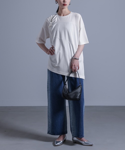 kOhAKU(コハク)の「【機能素材】『ねじりアシメTシャツ』(Tシャツ/カットソー・レディース・ブラック/グレイッシュブルー/オフホワイト/チャコール・2/1)」の19枚目の写真