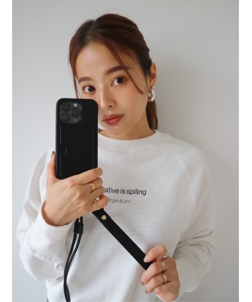 TRUNC（トランクエイティーエイト）の「(iPhone14PRO) Double Strap iPhone Case（スマホケース/カバー・レディース・グレイッシュベージュ/ブラック・iPhone 14 Pro）」の14枚目の写真