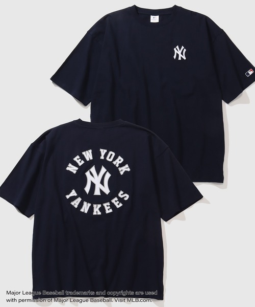 MLB(メジャーリーグベースボール)の「【MLB/メジャーリーグベースボール】ワッペンサークルロゴ オーバーサイズ 半袖Tシャツ(Tシャツ/カットソー・メンズ・グリーン/ネイビー/ブラック/アッシュグレー/ホワイト・LL/M/L)」の1枚目の写真