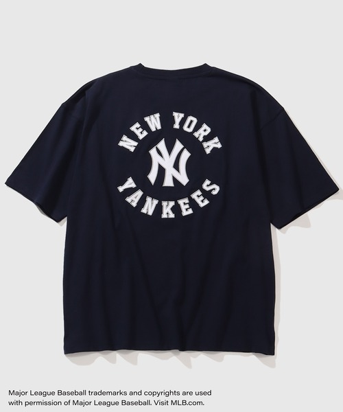 MLB(メジャーリーグベースボール)の「【MLB/メジャーリーグベースボール】ワッペンサークルロゴ オーバーサイズ 半袖Tシャツ(Tシャツ/カットソー・メンズ・グリーン/ネイビー/ブラック/アッシュグレー/ホワイト・LL/M/L)」の15枚目の写真