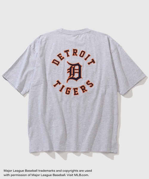 MLB(メジャーリーグベースボール)の「【MLB/メジャーリーグベースボール】ワッペンサークルロゴ オーバーサイズ 半袖Tシャツ(Tシャツ/カットソー・メンズ・グリーン/ネイビー/ブラック/アッシュグレー/ホワイト・LL/M/L)」の11枚目の写真