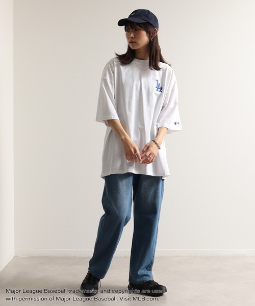 MLB(メジャーリーグベースボール)の「【MLB/メジャーリーグベースボール】ワッペンサークルロゴ オーバーサイズ 半袖Tシャツ(Tシャツ/カットソー・メンズ・グリーン/ネイビー/ブラック/アッシュグレー/ホワイト・LL/M/L)」の19枚目の写真