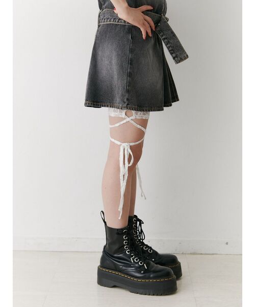jouetie(ジュエティ)の「レースアップバイカーパンツ(その他パンツ・レディース・ブラック/オフホワイト・MEDIUM)」の14枚目の写真