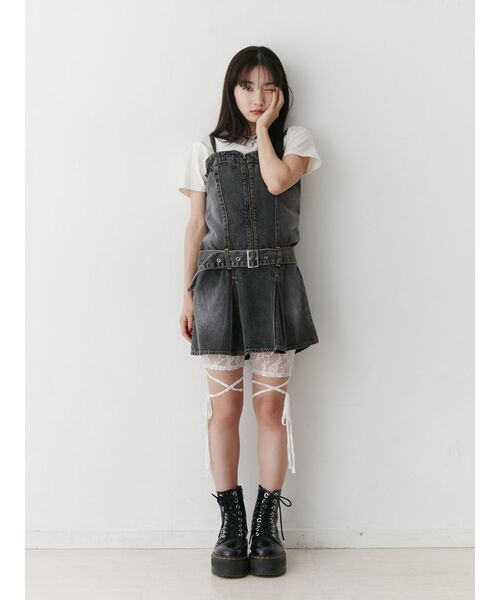 jouetie(ジュエティ)の「レースアップバイカーパンツ(その他パンツ・レディース・ブラック/オフホワイト・MEDIUM)」の18枚目の写真