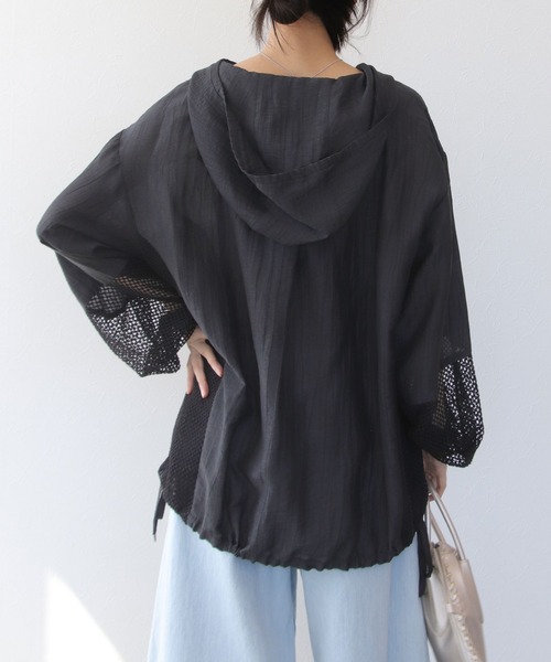 TITE IN THE STORE（ティテ　インザ　ストア）の「【CHIGNON/シニヨン】シアーメッシュアノラックパーカー（パーカー・レディース・アイボリー/ブラック・38）」の7枚目の写真