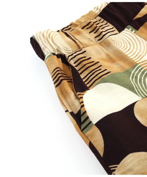 Settimissimo（セッティミッシモ）の「ITALY ジオメトリック柄 フレアパンツ（その他パンツ・レディース・ブラウン/ブルー・FREE）」の22枚目の写真