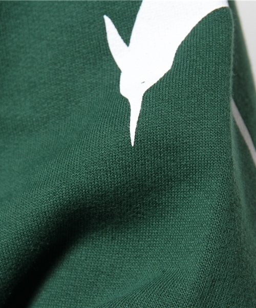 BEAMS T（ビームスティー）の「byParra / DEP プルオーバー パーカー（パーカー・メンズ・ダークグリーン・SMALL/LARGE/MEDIUM）」の11枚目の写真