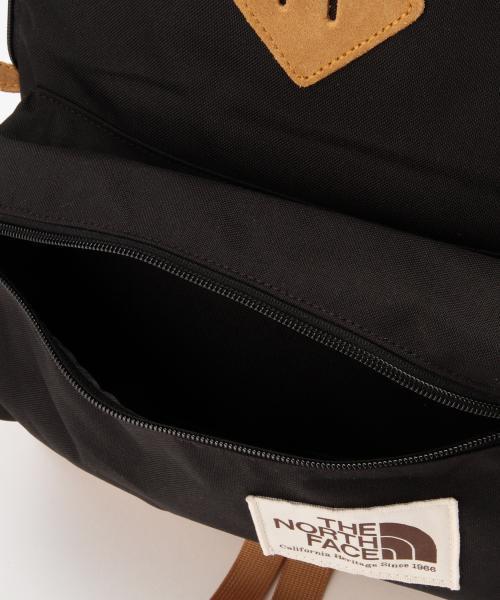 THE NORTH FACE(ザノースフェイス)の「THE NORTH FACE / MINI Berkeley(バックパック/リュック・レディース・ブラック/ワイン・ONE SIZE)」の20枚目の写真