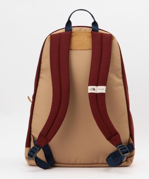 THE NORTH FACE(ザノースフェイス)の「THE NORTH FACE / MINI Berkeley(バックパック/リュック・レディース・ブラック/ワイン・ONE SIZE)」の11枚目の写真