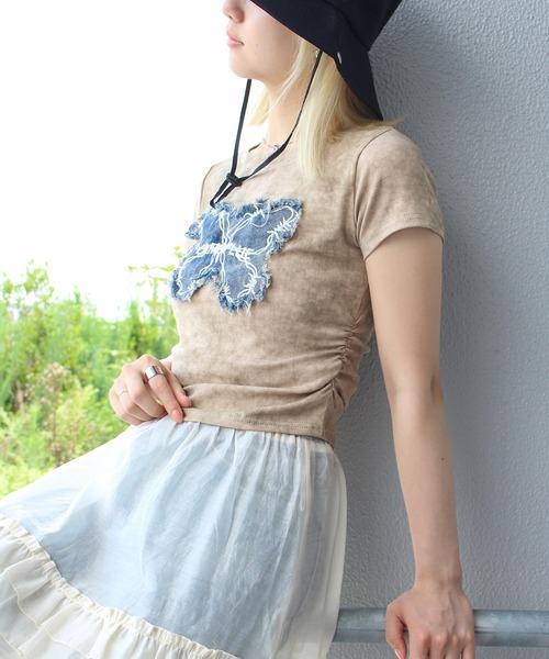 SpRay（スプレイ）の「デニムバタフライＴシャツ（Tシャツ/カットソー・レディース・アイボリー/ブラック/ベージュ/グレー系その他・FREE）」の16枚目の写真