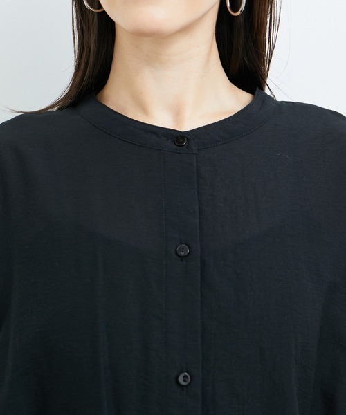 le cercle ADAM ET ROPE'(ルセルクルアダムエロペ)の「【セットアップ対応】麻調シャーリングシャツ(シャツ/ブラウス・レディース・ホワイト/ブラック/ブラウン・FREE)」の19枚目の写真