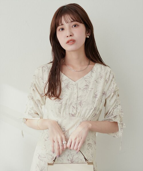 natural couture(ナチュラルクチュール)の「【プチナチュ】袖ドロストVネックワンピース(ワンピース・レディース・モカ/その他1/その他2/ブルー・SMALL/MEDIUM)」の5枚目の写真