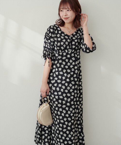 natural couture(ナチュラルクチュール)の「【プチナチュ】袖ドロストVネックワンピース(ワンピース・レディース・モカ/その他1/その他2/ブルー・SMALL/MEDIUM)」の11枚目の写真