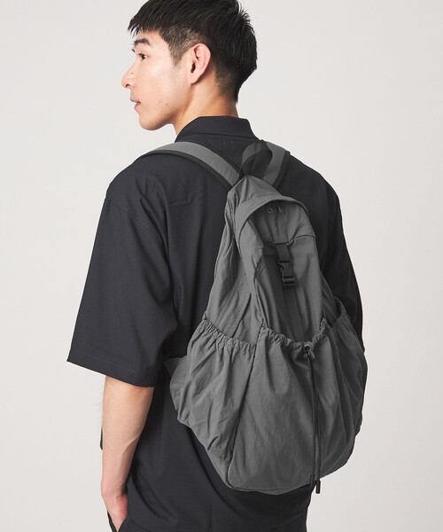 green label relaxing(グリーンレーベルリラクシング)の「【WEB限定】バックパック(PCバッグ付)/ A4 / ユニセックス はっ水(バックパック/リュック・レディース・ベージュ/ブラック/オリーブ/グレー・FREE)」の8枚目の写真
