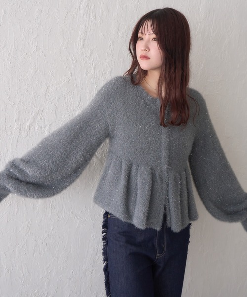 mellowneon（メロウネオン）の「ペプラムジップラメニット（ニット/セーター・レディース・チャコールグレー/ベージュ/ライトグレー・FREE）」の17枚目の写真