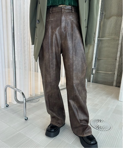 【美品】SYNTHETIC LEATHER COLOR SCHEME PANTS Ameri（アメリ）の「SYNTHETIC LEATHER COLOR SCHEME PANTS