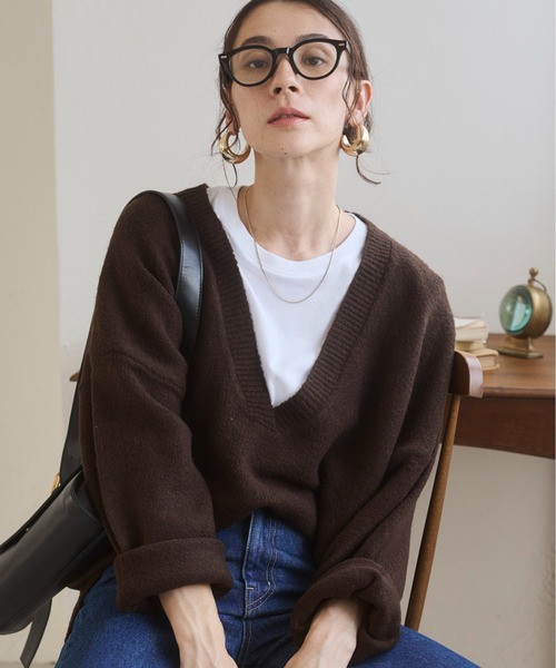 セール】オーバーサイズ Vネック ニットプルオーバー（ニット