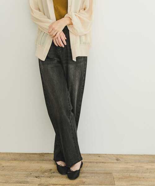 ITEMS URBANRESEARCH（アイテムズ アーバンリサーチ）の「ストレートデニム（デニムパンツ・レディース・ライトブルー/ブラック・SMALL/MEDIUM）」の9枚目の写真