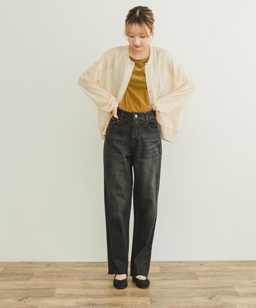 ITEMS URBANRESEARCH（アイテムズ アーバンリサーチ）の「ストレートデニム（デニムパンツ・レディース・ライトブルー/ブラック・SMALL/MEDIUM）」の13枚目の写真