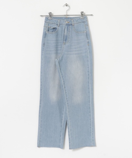 ITEMS URBANRESEARCH（アイテムズ アーバンリサーチ）の「ストレートデニム（デニムパンツ・レディース・ライトブルー/ブラック・SMALL/MEDIUM）」の20枚目の写真